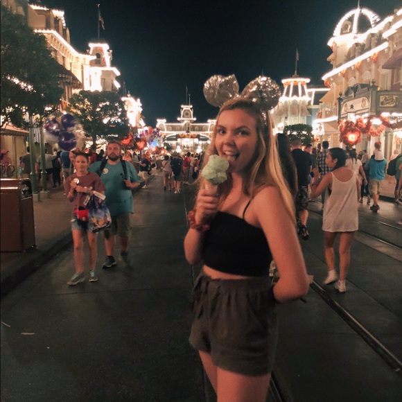 oliviascarlson